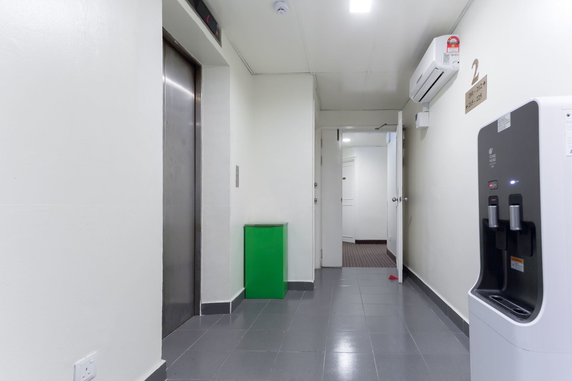 Zen Rooms Basic Sentul Kuala Lumpur Exteriör bild